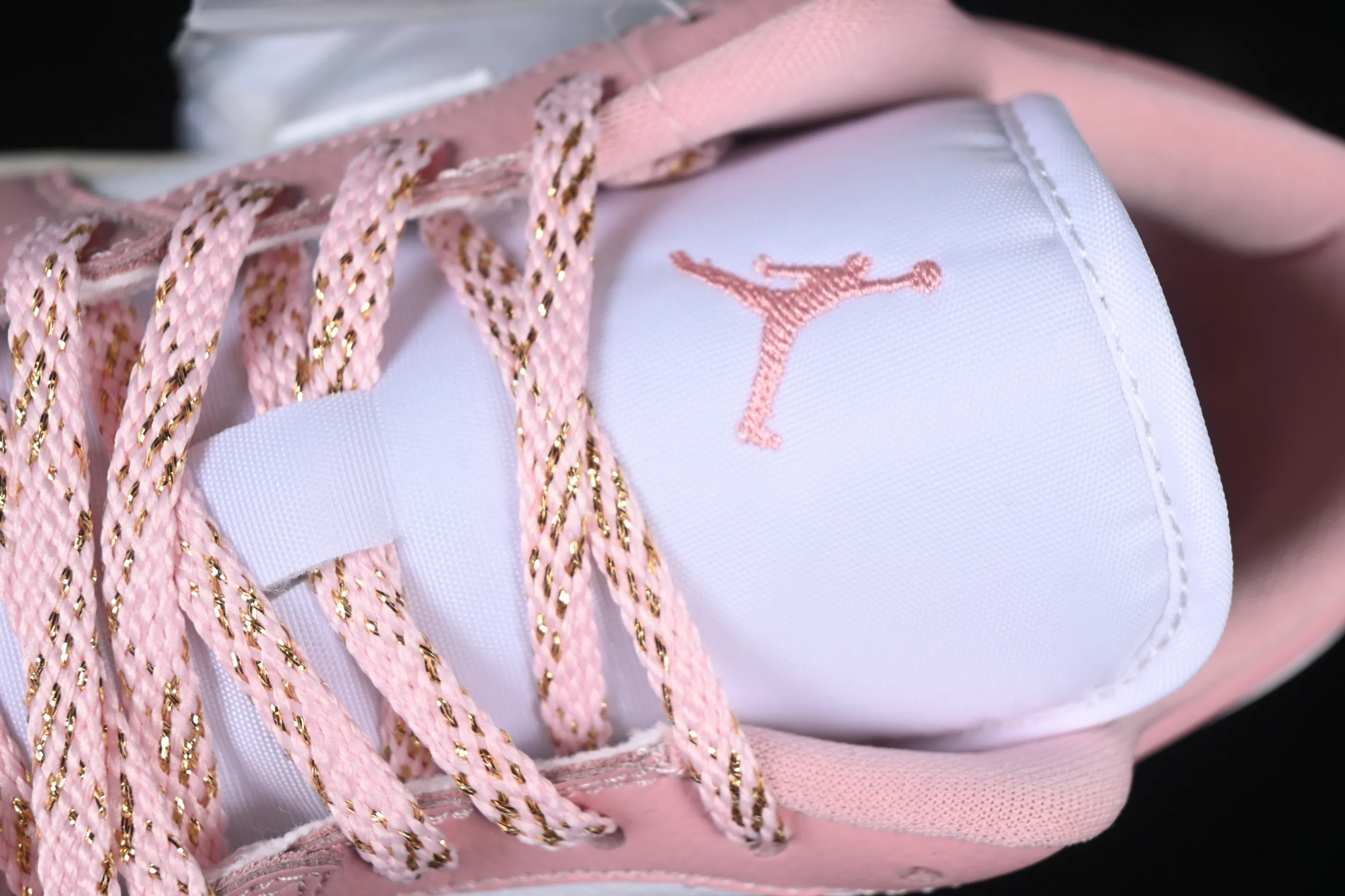 All categories Air Jordan Jordan series basketball shoes Air Jordan 1 Low Air Jordan 1 Low AJ1 Joe 1 customized model white pink low-top cultural and leisure sports sneakers DC0774-162